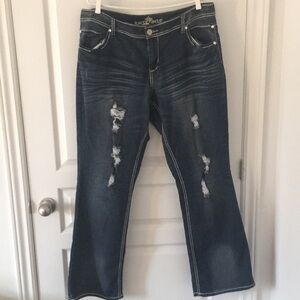ALMOST Famous distressed jeans